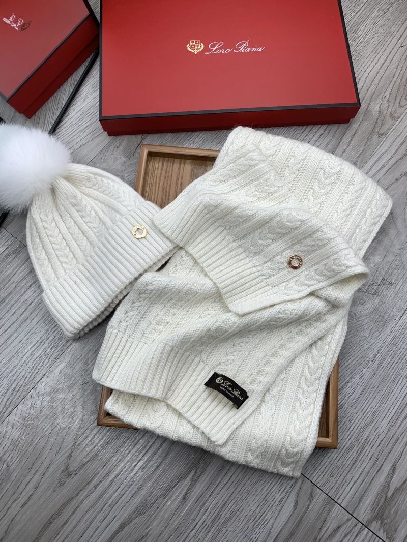 Love Piana Caps Scarfs